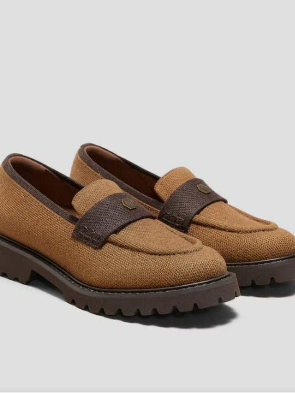 Round-Toe Platform Chunky Heel Loafers (Francesca) - Vivaia